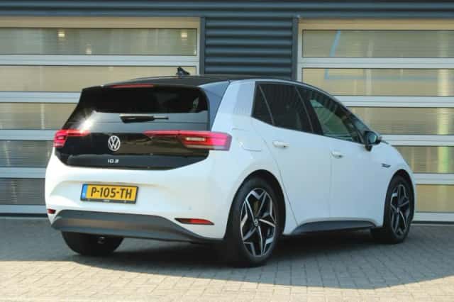 Volkswagen ID.3 (2020) thumbnail 2