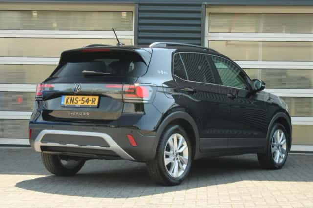 Volkswagen T-Cross (2025) thumbnail 2