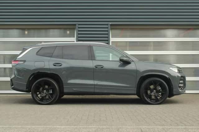 Volkswagen Tayron (2025) thumbnail 3