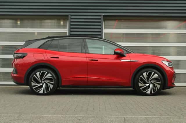 Volkswagen ID.4 (2022) thumbnail 3