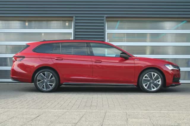 Škoda Superb (2025) thumbnail 3