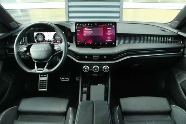 Škoda Superb (2025) thumbnail 5