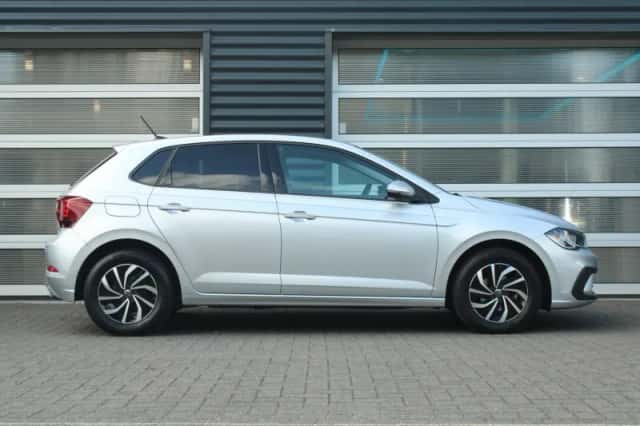 Volkswagen Polo (2024) thumbnail 3