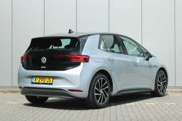 Volkswagen ID.3 (2020) thumbnail 2