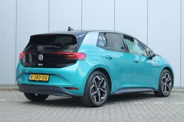 Volkswagen ID.3 (2020) thumbnail 2