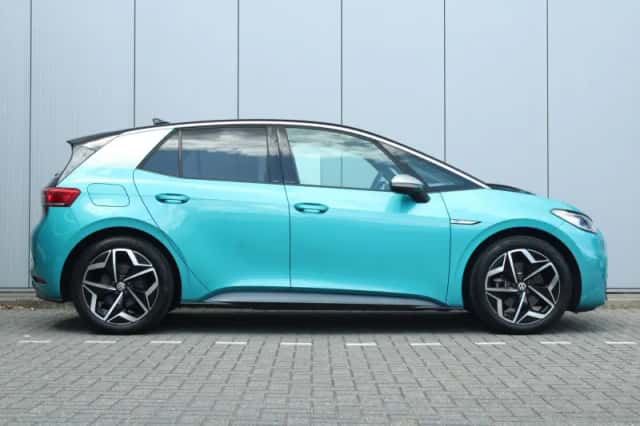 Volkswagen ID.3 (2020) thumbnail 3