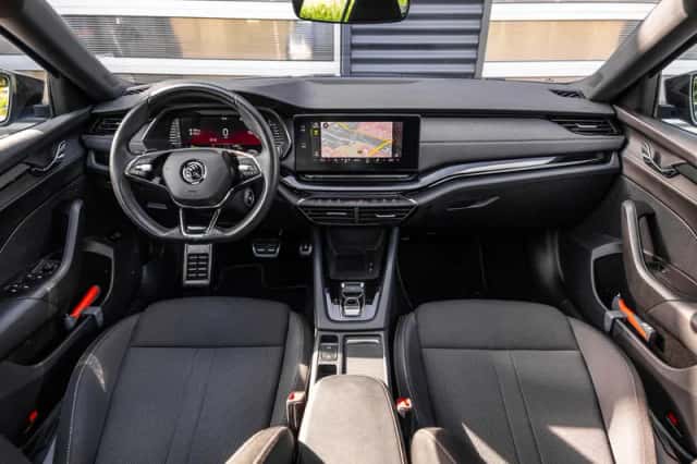Škoda Octavia (2024) thumbnail 5
