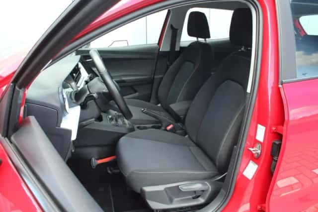 SEAT Ibiza (2022) thumbnail 4