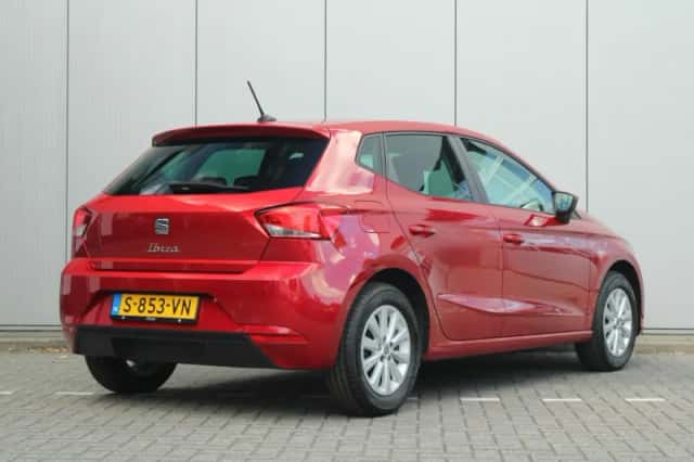 SEAT Ibiza (2023) thumbnail 2