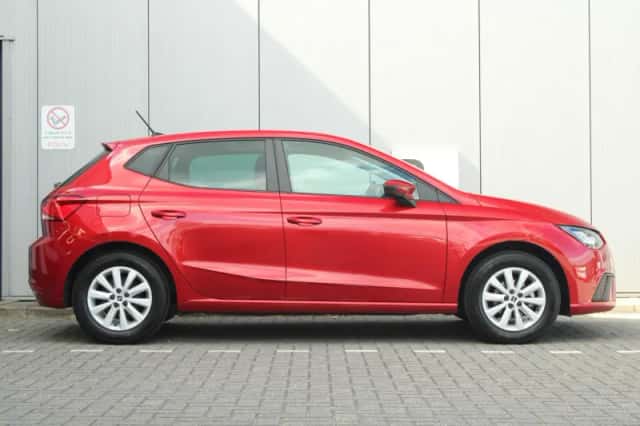 SEAT Ibiza (2023) thumbnail 3