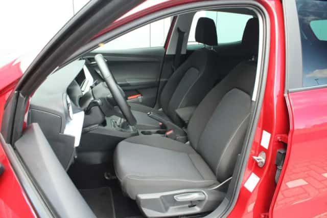 SEAT Ibiza (2023) thumbnail 4
