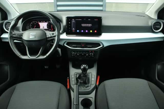 SEAT Ibiza (2023) thumbnail 5