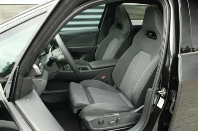 Volkswagen ID.3 (2026) thumbnail 4