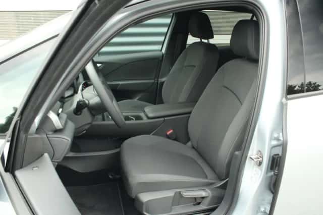 Volkswagen ID.3 (2026) thumbnail 4