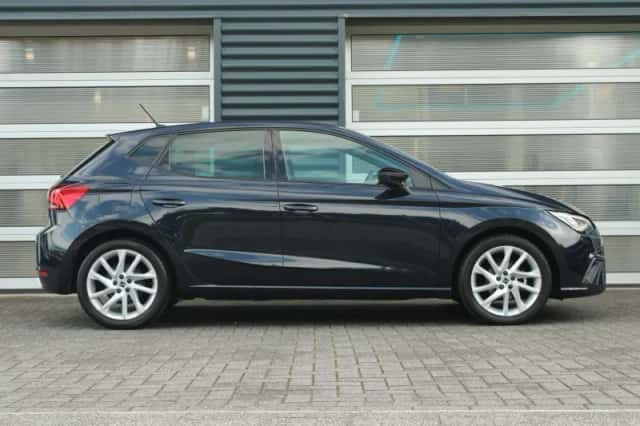 SEAT Ibiza (2022) thumbnail 3