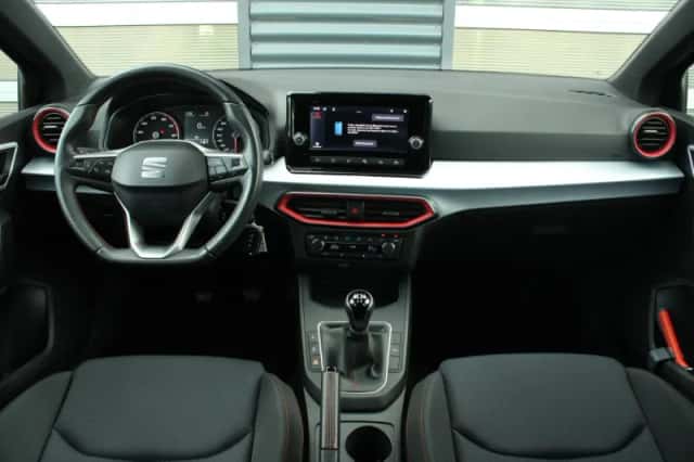 SEAT Ibiza (2022) thumbnail 5