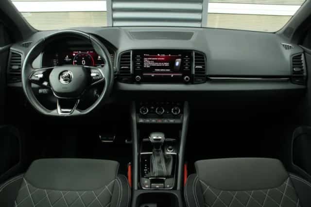Škoda Karoq (2023) thumbnail 5