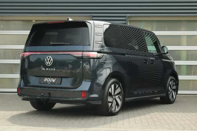 Volkswagen ID. Buzz (2026) thumbnail 2