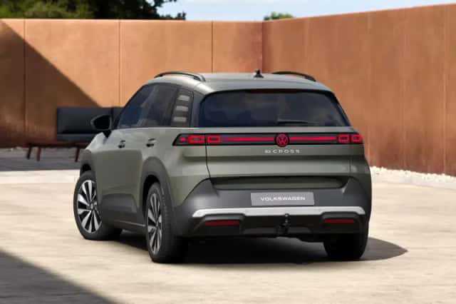 Volkswagen ID. Cross (2026) thumbnail 2