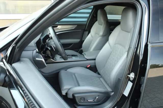 Audi A6 (2023) thumbnail 4