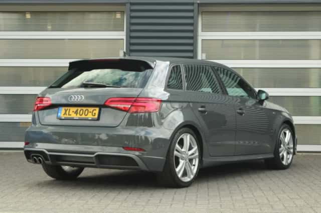 Audi A3 (2019) thumbnail 2