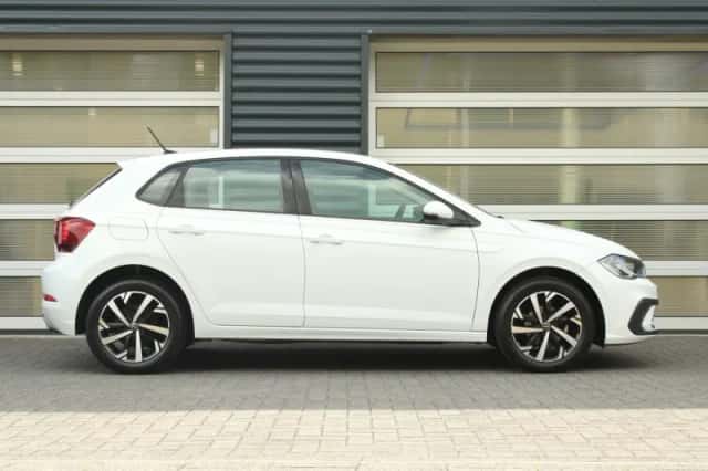 Volkswagen Polo (2021) thumbnail 3