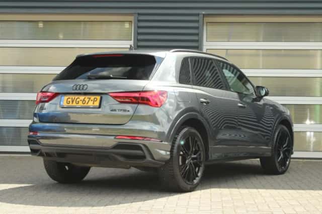 Audi Q3 (2024) thumbnail 2