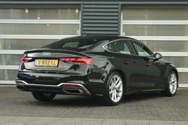 Audi A5 (2023) thumbnail 2