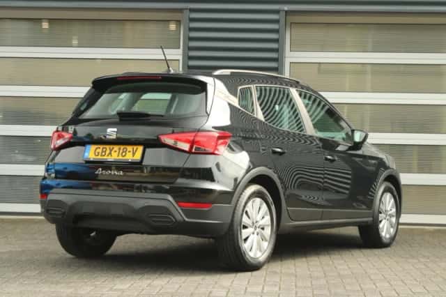SEAT Arona (2024) thumbnail 2