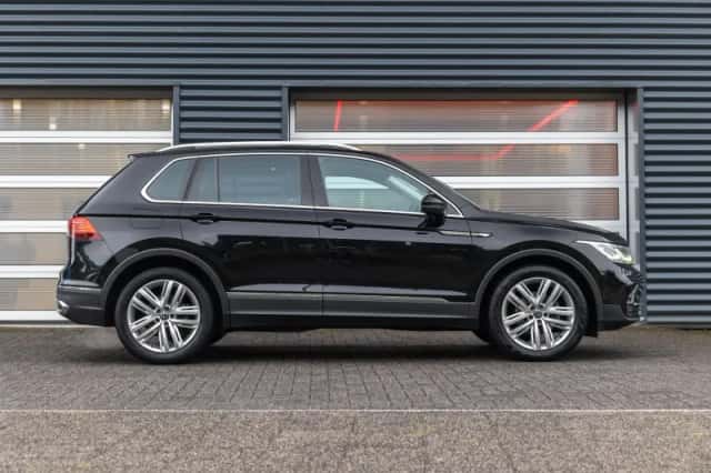 Volkswagen Tiguan (2022) thumbnail 3