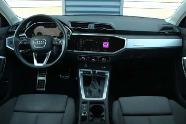 Audi Q3 (2022) thumbnail 5
