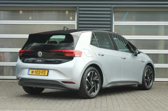 Volkswagen ID.3 (2020) thumbnail 2