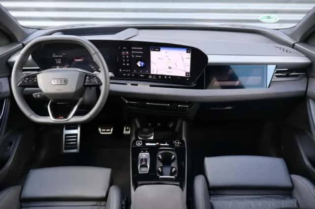 Audi Q6 e-tron (2025) thumbnail 5