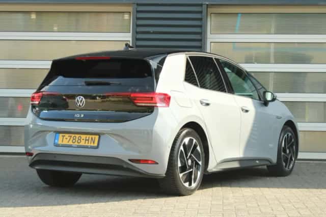 Volkswagen ID.3 (2023) thumbnail 2