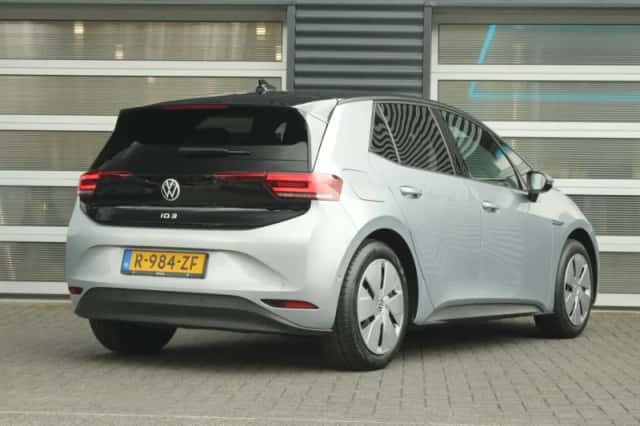 Volkswagen ID.3 (2022) thumbnail 2