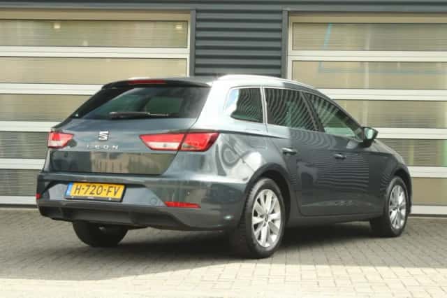 SEAT Leon (2020) thumbnail 2