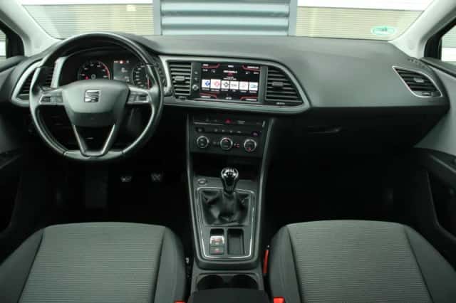 SEAT Leon (2020) thumbnail 5