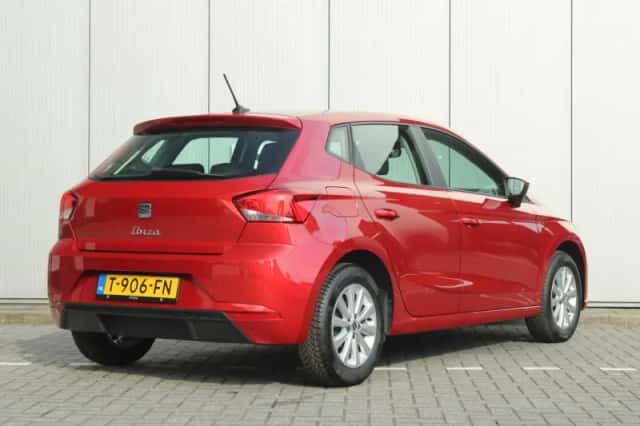SEAT Ibiza (2023) thumbnail 2