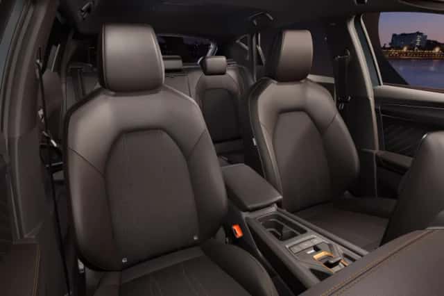 CUPRA Leon (2026) thumbnail 8