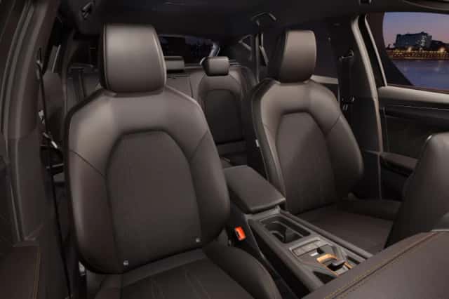 CUPRA Leon (2026) thumbnail 8