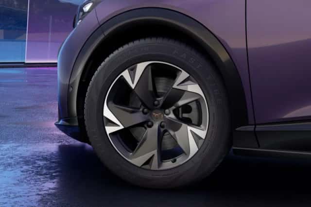 CUPRA Tavascan (2026) thumbnail 5