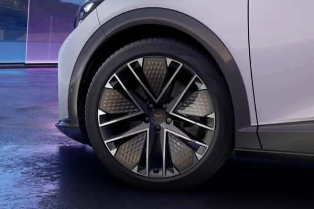 CUPRA Tavascan (2026) thumbnail 5