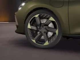CUPRA Leon (2026) thumbnail 5