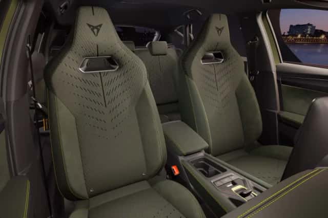 CUPRA Leon (2026) thumbnail 8