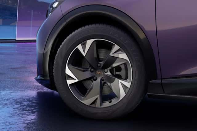 CUPRA Tavascan (2026) thumbnail 5