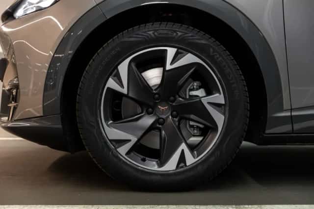 CUPRA Tavascan (2026) thumbnail 8