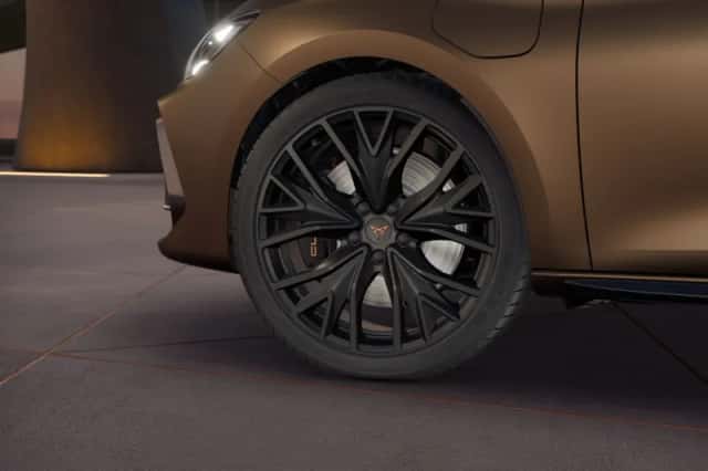 CUPRA Leon (2026) thumbnail 5