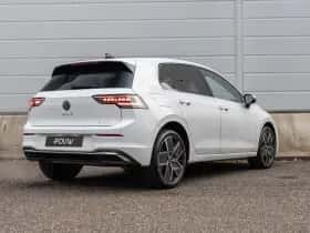 Volkswagen Golf (2026) thumbnail 2