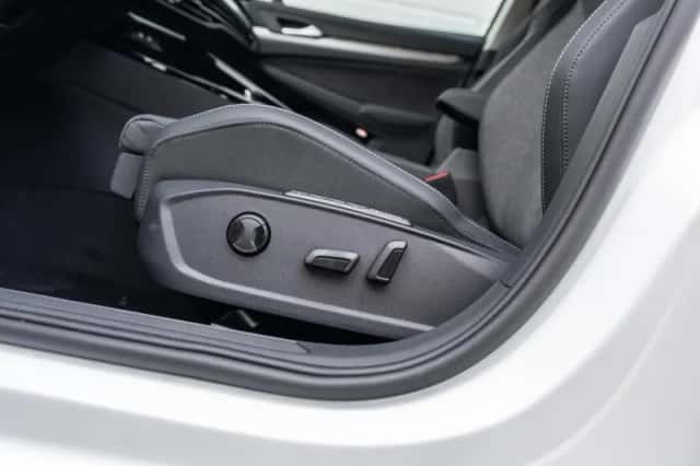 Volkswagen Golf (2026) thumbnail 14