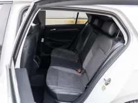Volkswagen Golf (2026) thumbnail 16